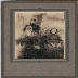  photograph of an unknown family